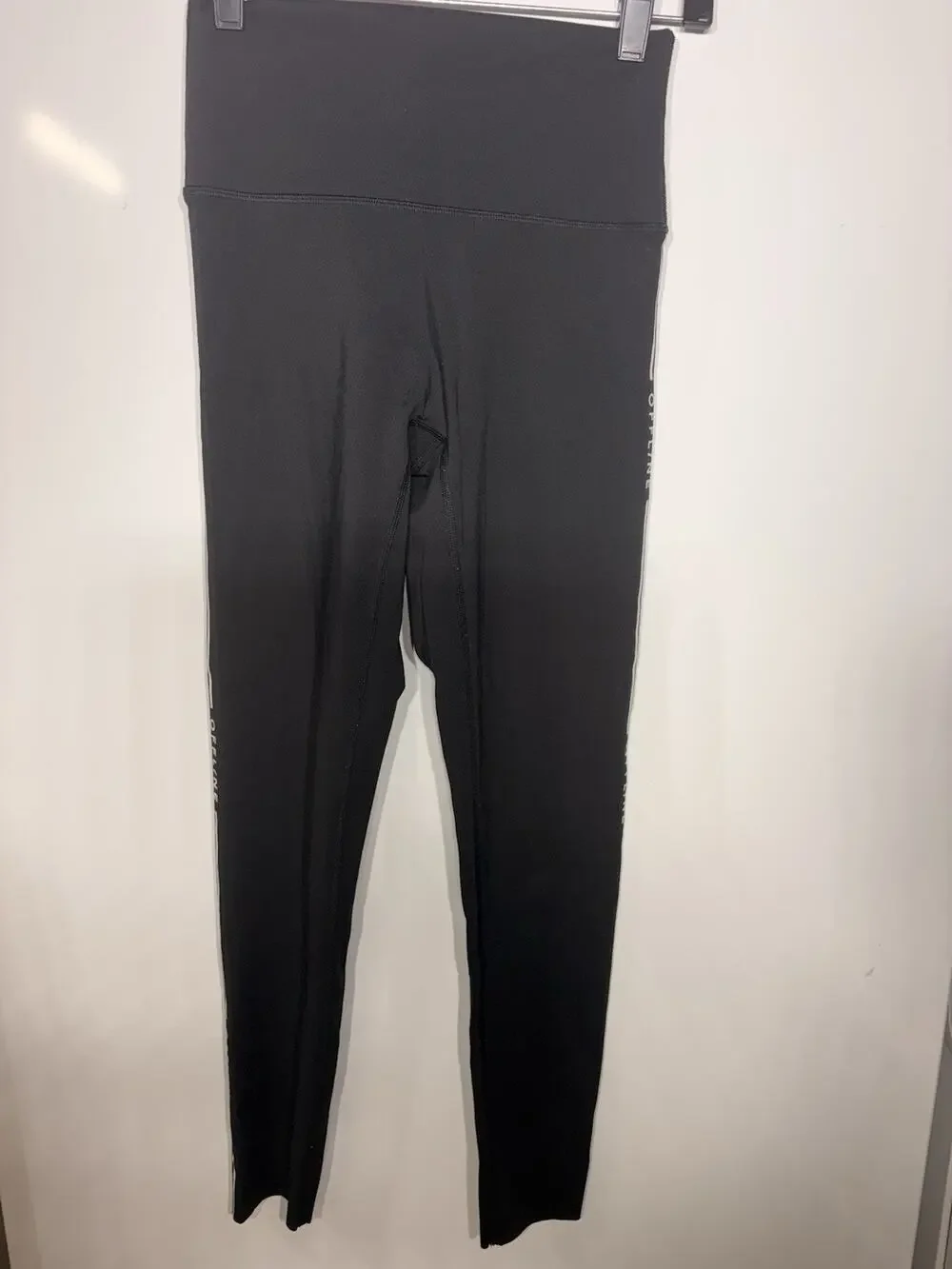 Offline Aerie Black Logo Goals Hi-Rise Leggings Size M